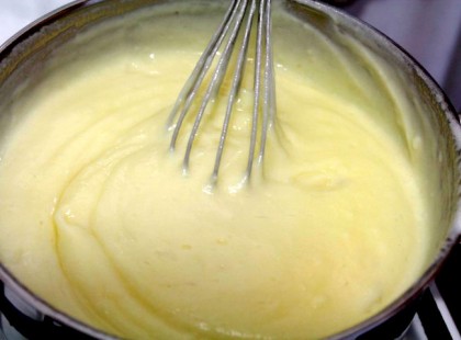 A világ legkönnyebb főtt vaníliakrémjének a receptje!