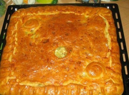 Csirkemellel és burgonyával töltött finomság, könnyen elkészíthető és nagyon ízletes!