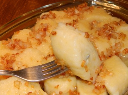 Dődöle (felvidéki étel) – Nagyon szaftos és ízes, itt-ott pirult galuska!