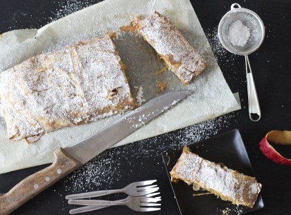 Élesztős rétestészta, nagyon egyszerű és bármivel megtölthető!