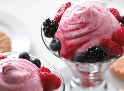 Habos gyümölcskrém, könnyed nyári desszert! Igazi krémes csoda!