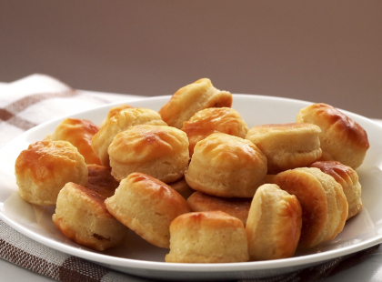 Juci pogácsája, néhány hozzávalóból fenséges puha pogácsát készíthetünk!