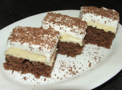 Káprázatos vaníliás krémes, jó sok tejszínhabbal!