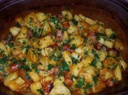 Kolbászos újburgonya, fenséges finomság villámgyorsan, fillérekből!