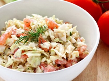 Különleges káposztasaláta, ez nem fog napokig a hűtőben állni!