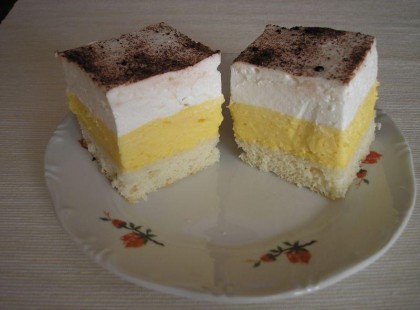 Madártej-szelet, egyszerűen abbahagyhatatlanul finom!