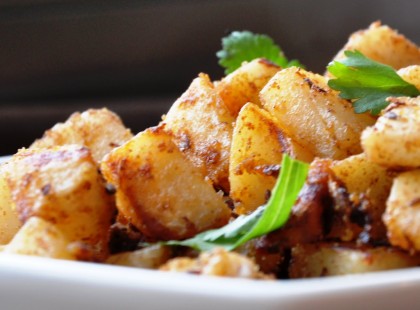 Ropogósra sült burgonya hámozva, vajjal vagy libazsírral!