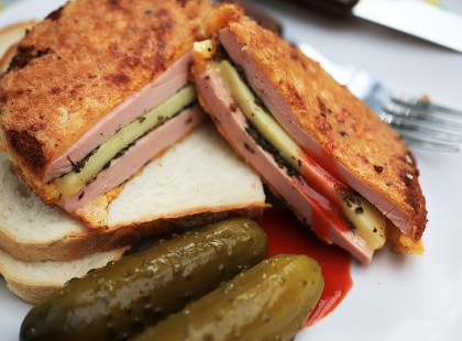 Töltött párizsi, ha rád tör a farkaséhség, próbáld ki!