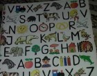 Ugye milyen jó újra látni? De régi is volt mikor ilyen papírba csomagoltuk a könyveinket? Emlékeztek a kisgyermeki örömre mikor te egymagad először be tudtál szépen szabályosan csomagolni egy - egy könyvet?