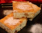 A legfinomabb túrós sütemény a vargabéles, jó mazsolásan!