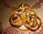 Fahéjas-kakaós csavart csiga, finom, könnyű a tésztája, mutatós és jó kakaós!