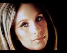Ma 75 éves a csodálatos és utánozhatatlan Barbra Streisand!! Na lássuk, hányan ismeritek? :) Jelezd egy lájkkal, ha tudod, ki ő!