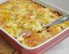 Rakott burgonya főtt tojással, kolbásszal! Laktató darab :)