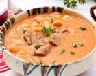 Tejfölös babgulyás füstölt oldalassal! Igazi magyaros recept!