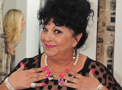 Ma 67éves Bangó Margit, Kossuth-díjas magyarcigány előadóművész.Isten éltesse! Köszöntsük sok lájkkal!