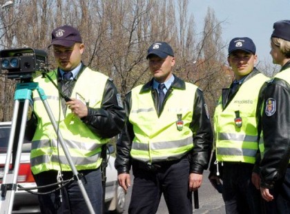 Figyelem,minden autóst érint! 24 órás razziát indít a rendőrség!Megosztással segíthetsz az autósoknak!