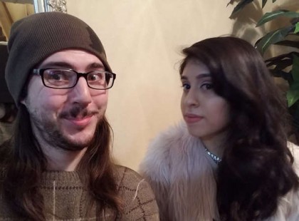 Túl csúnyának mondták a szép barátnőjéhez képest – átváltozása mindenkit megdöbbent