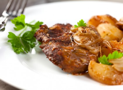 2 szaftos, omlós, zamatos rostélyos! A pasik nagy kedvence!