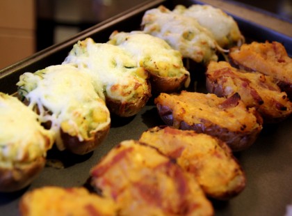 4 töltött burgonya recept! Káprázatos finomság a sütőből!