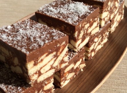 A kedvenc csokoládés kekszkockánk – édes finomság sütés nélkül!