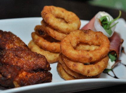 Burger Kinges rántott hagymakarika tartósító, aroma és ízfokozó nélkül!