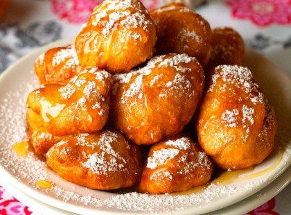 Burgonyafánk élesztő nélkül! Nagyon könnyű és lágy a tésztája :)