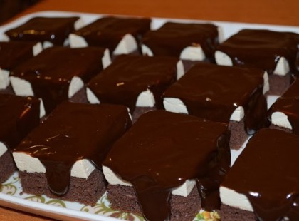 Citromhabos négerkocka, ez  a finomság maga az édes kínzás! Fel tudnék falni egy fél tepsivel belőle!