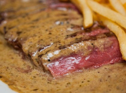 Csábító tejfölös, majoránnás marhaszelet 15 perc alatt fejedelmi étel!