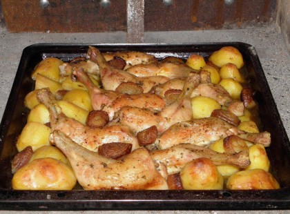 Csirkecomb pékné módra dobj mindent a tepsibe, és már sütheted is