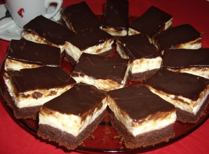 Csokoládés habos szelet – olyan könnyed, hogy elolvad a szádban!