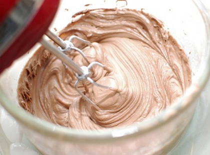 Dédike kedvenc krémjei: Dobos, Rigójancsi, grillázs és mokka krémek!