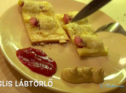 Egyszerű, gyors mutatós virslis lábtörlő recept – nálunk is nagy kedvenc lett. :)