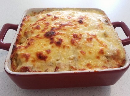 Egyszerű rakott krumpli recept, a darált hús még finomabbá teszi!