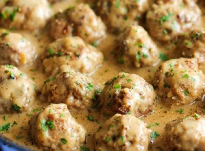 Ez a sajtmártásos, zöldséges fasírt könnyű és olcsó vacsora!