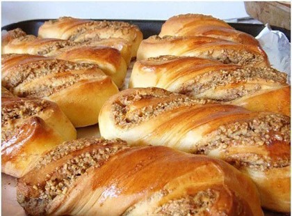 Fahéjas diós tekercsek, így készítheted el a legízletesebb diós finomságot!