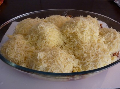 Filléres sajtos burgonyalabda a sütőből – mennyei egytálétel!