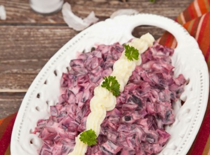 Fokhagymás majonézes céklasaláta – emlékezni fogsz rá. :) Finom, bizony, próbáld csak ki!