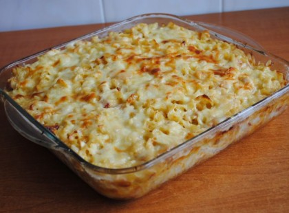 Gyors sajtos sonkás tejfölös tészta – Ez nálunk is bevethető, finom, gyors ebéd!