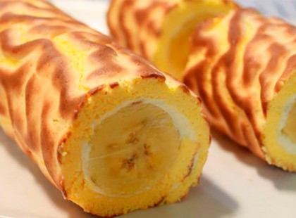 Habos banántekercs, könnyebb süteményt még nem készítettél!