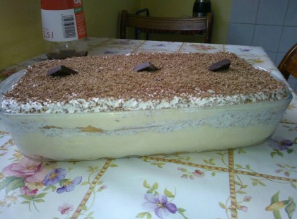 Házi sztracsatella sütés nélkül! De jó kis sütike, nagyon tetszik :)