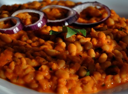 Így készül Bud Spencer kedvenc hagymás babja!