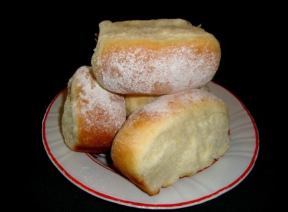 Illatos, omlós almás bukta! A tölteléke ínycsiklandóan lágy és krémes!