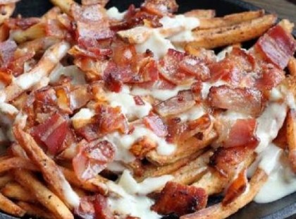 Ízletes és omlós tepsiben sült burgonya – Igazán laktató és jolly joker étel!