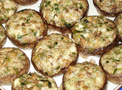 Ízletes vacsora: töltött gomba román módra! Egyszerű, olcsó recept!