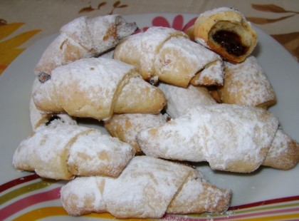 Joghurtos kifli kelesztés nélkül! Ez így eszméletlen jó :-)