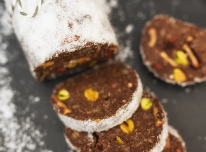 Karácsonyi sütés nélküli csokoládészalámi, a dédikétől!