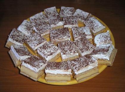 Kekszes krémes – Ez aztán a finomság, és még a sütőt sem kell bekapcsolni :-)