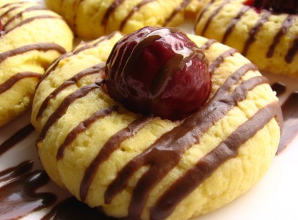 Meggyes karácsonyi csoda tej nélkül – szépséges finomság!