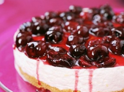 Meggyes krémes, nem kell sütni és hihetetlenül finom!