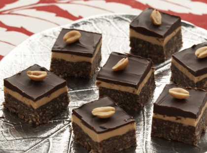 Mennyei mogyorós kocka sütés nélkül! Mutatós és nagyon finom!